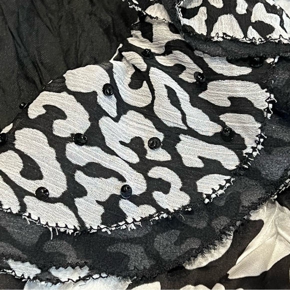 Alberto Malaki Ruffled Blouse Animal Print Long Sleeve Top Black White Career SM - Picture 8 of 9